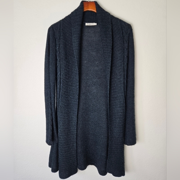 Indigenous 100% Alpaca Cardigan Forest Green Color Made in Peru Size Large - Picture 11 of 16